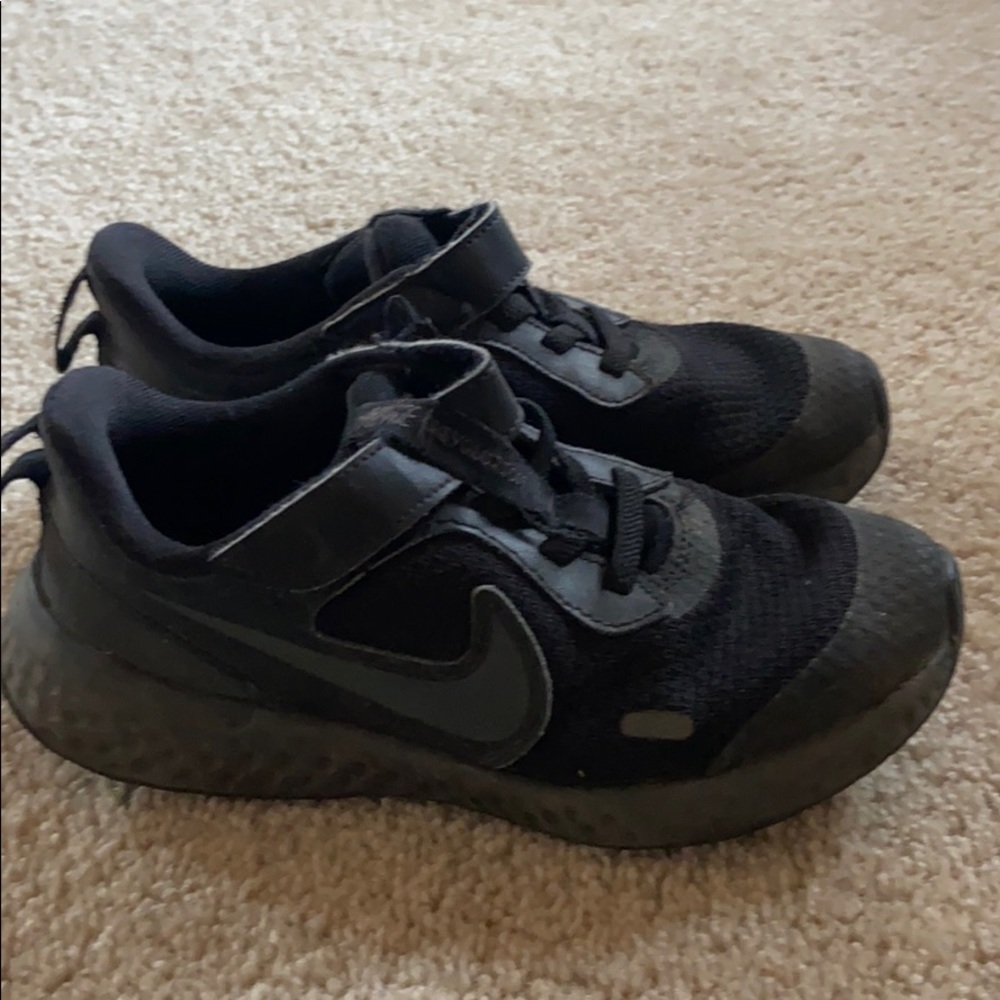 Nike shoes